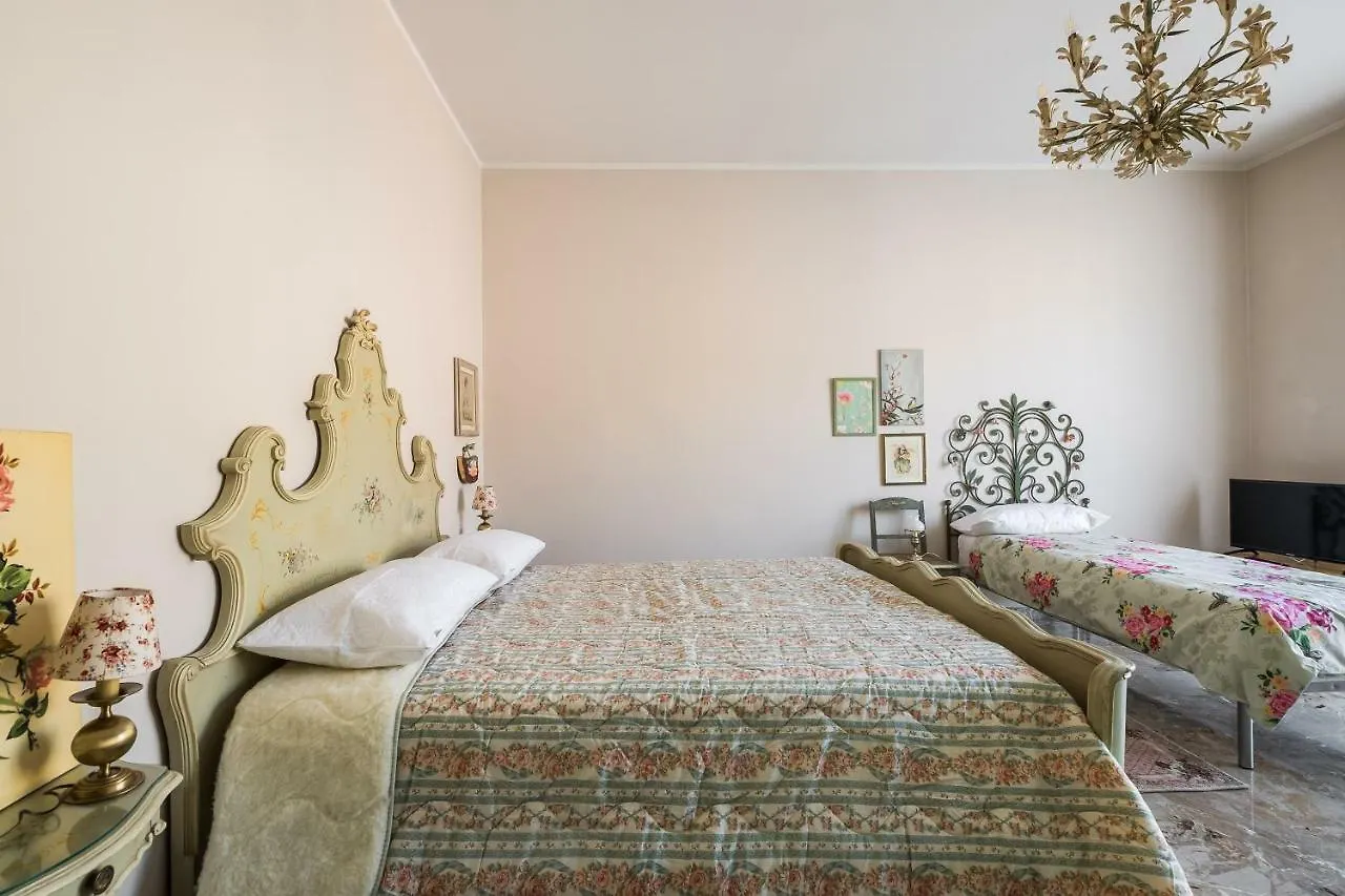 La Casa Dei Fiori Apartment Bologna