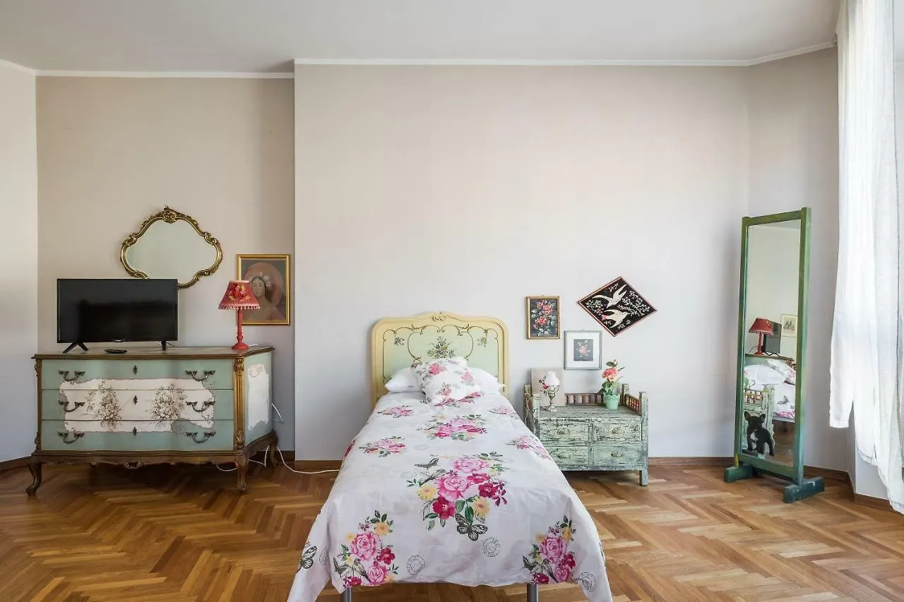 La Casa Dei Fiori Apartment Bologna