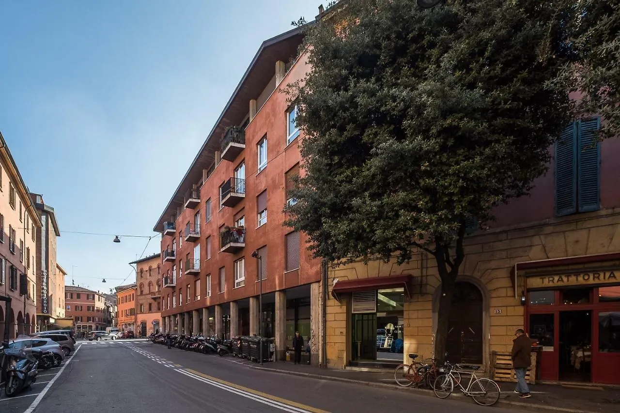 La Casa Dei Fiori Apartment Bologna Italy