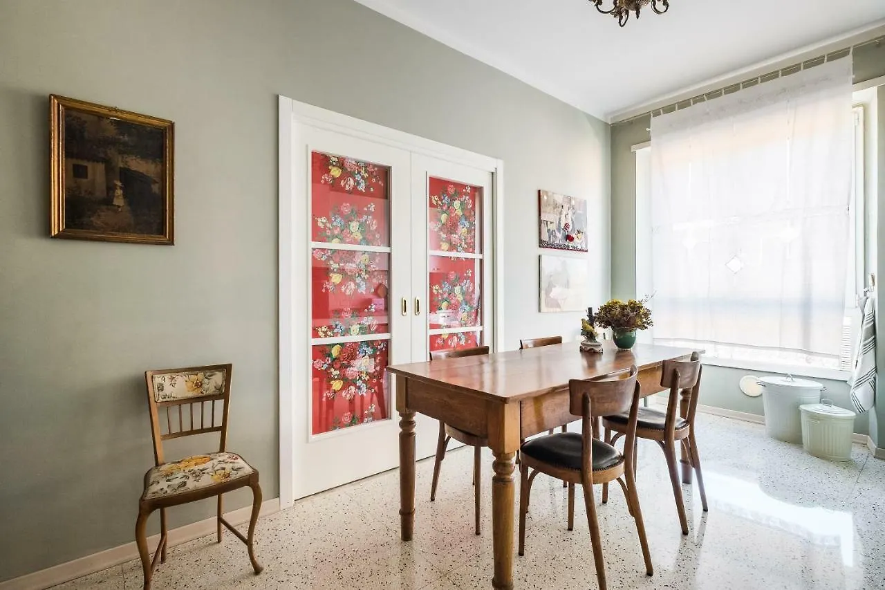 La Casa Dei Fiori Apartment Bologna